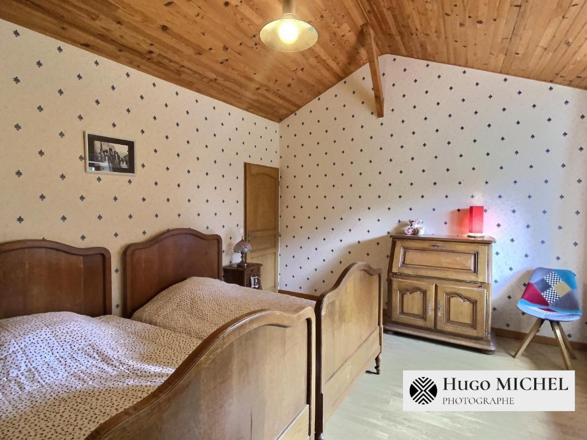 فيلا Les Volets Bleus La Chapelle-aux-Bois المظهر الخارجي الصورة